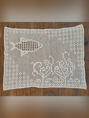 Vintage Crochet Fish Underwater Scene Doily
